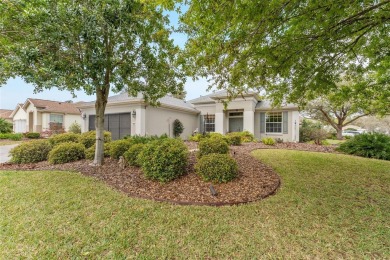 Spacious Johnstown, 3 bedroom + Library, 2 bedroom with GOLF on Eagle Ridge At Spruce Creek Country Club in Florida - for sale on GolfHomes.com, golf home, golf lot