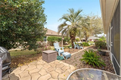 Spacious Johnstown, 3 bedroom + Library, 2 bedroom with GOLF on Eagle Ridge At Spruce Creek Country Club in Florida - for sale on GolfHomes.com, golf home, golf lot