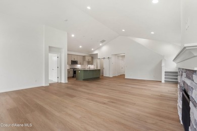 The Jasper has a welcoming interior with impressive vaulted on Prairie Falls Golf Club in Idaho - for sale on GolfHomes.com, golf home, golf lot