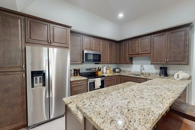 :Welcome to Gator Trace Golf & Country Club! Pride of ownership on Gator Trace Golf and Country Club in Florida - for sale on GolfHomes.com, golf home, golf lot