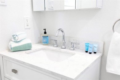 Amazing vacation rental opportunity! Fully renovated condo for on Tanglewood Resort in Texas - for sale on GolfHomes.com, golf home, golf lot