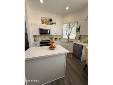 Beautiful remodeled townhome in the Active Adult community of on Oakwood Golf Club  in Arizona - for sale on GolfHomes.com, golf home, golf lot