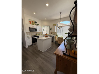 Beautiful remodeled townhome in the Active Adult community of on Oakwood Golf Club  in Arizona - for sale on GolfHomes.com, golf home, golf lot