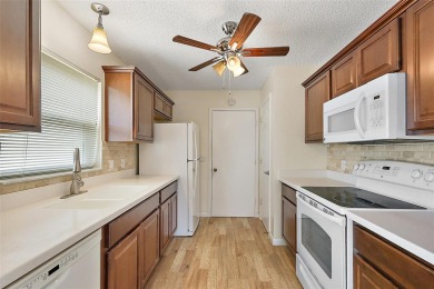 RARE FIND! 1/1 BLOCK AND STUCCO Courtyard Villa with a OVERSIZED on El Diablo Executive Golf Course in Florida - for sale on GolfHomes.com, golf home, golf lot