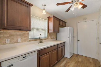 RARE FIND! 1/1 BLOCK AND STUCCO Courtyard Villa with a OVERSIZED on El Diablo Executive Golf Course in Florida - for sale on GolfHomes.com, golf home, golf lot