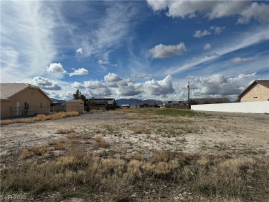 This property is on almost 1/2 Acre lot and is located in an on Lakeview Executive Golf Course in Nevada - for sale on GolfHomes.com, golf home, golf lot
