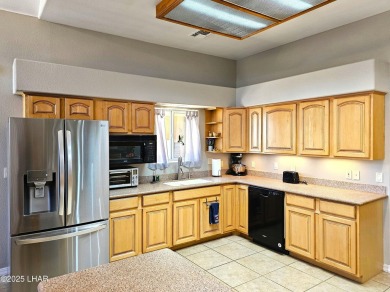 Live Lavishly on the Links!
This custom-built masterpiece sits on Valle Vista Golf Course in Arizona - for sale on GolfHomes.com, golf home, golf lot