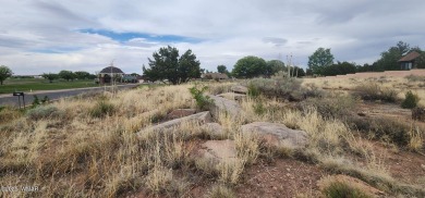Live where you play - or simply live in a sweet community of on Snowflake Municipal Golf Course in Arizona - for sale on GolfHomes.com, golf home, golf lot