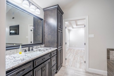 Stunning 4 bed, 3 bath home on the golf course with sweeping on Green Tree Country Club in Texas - for sale on GolfHomes.com, golf home, golf lot