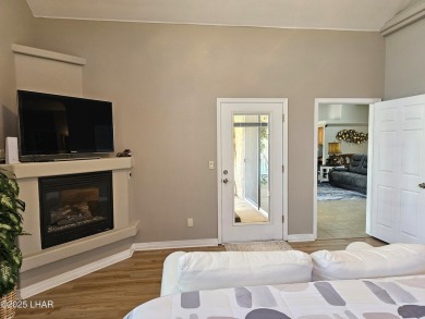 Live Lavishly on the Links!
This custom-built masterpiece sits on Valle Vista Golf Course in Arizona - for sale on GolfHomes.com, golf home, golf lot