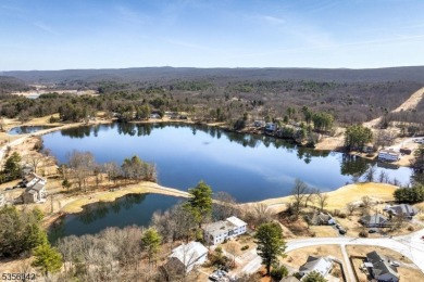 Beautifully Renovated Lakefront Townhome!This fully updated on High Point Golf Club in New Jersey - for sale on GolfHomes.com, golf home, golf lot