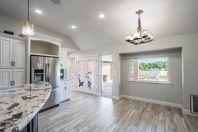 Stunning 4 bed, 3 bath home on the golf course with sweeping on Green Tree Country Club in Texas - for sale on GolfHomes.com, golf home, golf lot