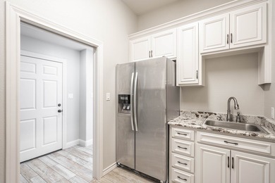 Stunning 4 bed, 3 bath home on the golf course with sweeping on Green Tree Country Club in Texas - for sale on GolfHomes.com, golf home, golf lot