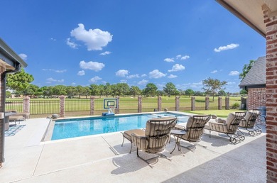 Stunning 4 bed, 3 bath home on the golf course with sweeping on Green Tree Country Club in Texas - for sale on GolfHomes.com, golf home, golf lot