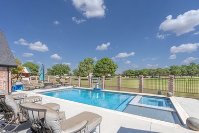 Stunning 4 bed, 3 bath home on the golf course with sweeping on Green Tree Country Club in Texas - for sale on GolfHomes.com, golf home, golf lot