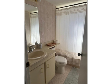 Corner Unit, this beautiful 2-bedrs, 2-bath is located in the on Oriole Golf and Tennis Club in Florida - for sale on GolfHomes.com, golf home, golf lot
