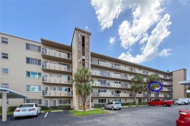 Welcome to this 2-bedroom 1-bathroom unit in the Ironwood Golf on Pinebrook/Ironwood Golf Course in Florida - for sale on GolfHomes.com, golf home, golf lot