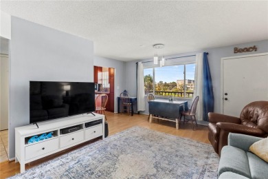 Welcome to this 2-bedroom 1-bathroom unit in the Ironwood Golf on Pinebrook/Ironwood Golf Course in Florida - for sale on GolfHomes.com, golf home, golf lot