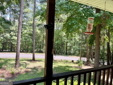 Clean well-maintained move-in ready 3/2 ranch home with 2-car on Turtle Cove Golf Course in Georgia - for sale on GolfHomes.com, golf home, golf lot