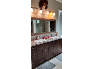 Wonderful opportunity to own large newer custom home build in on  in Hawaii - for sale on GolfHomes.com, golf home, golf lot