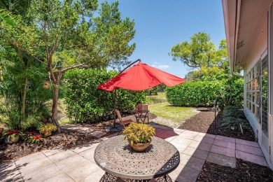 JUST RENOVATED! New Bathrooms, flooring, drywall, new electrical on Seagate Country Club in Florida - for sale on GolfHomes.com, golf home, golf lot