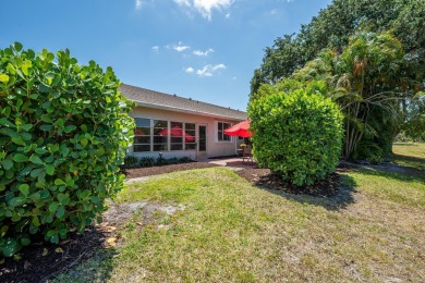 JUST RENOVATED! New Bathrooms, flooring, drywall, new electrical on Seagate Country Club in Florida - for sale on GolfHomes.com, golf home, golf lot