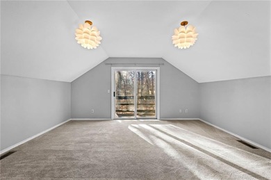 Seller credit up to $7,500. Welcome to 41 Buckingham Dr in Bella on Bella Vista - Metfield Golf Complex and Country Club in Arkansas - for sale on GolfHomes.com, golf home, golf lot