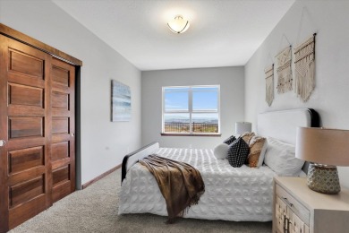 This beautifully designed 3 bed, 2 bath home offers style on Trailhead At Liberty Lake in Washington - for sale on GolfHomes.com, golf home, golf lot