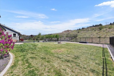 This beautifully designed 3 bed, 2 bath home offers style on Trailhead At Liberty Lake in Washington - for sale on GolfHomes.com, golf home, golf lot