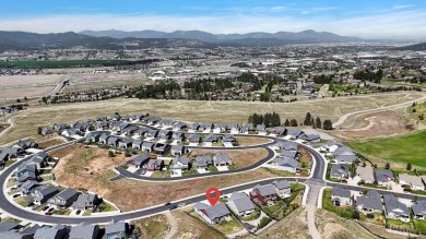 This beautifully designed 3 bed, 2 bath home offers style on Trailhead At Liberty Lake in Washington - for sale on GolfHomes.com, golf home, golf lot