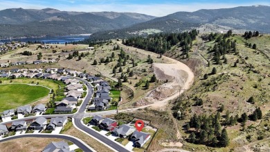 This beautifully designed 3 bed, 2 bath home offers style on Trailhead At Liberty Lake in Washington - for sale on GolfHomes.com, golf home, golf lot