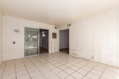 Discover the perfect blend of comfort and convenience in this on Sun City-Willow Creek / Willow Brook  in Arizona - for sale on GolfHomes.com, golf home, golf lot