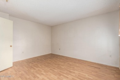 Discover the perfect blend of comfort and convenience in this on Sun City-Willow Creek / Willow Brook  in Arizona - for sale on GolfHomes.com, golf home, golf lot