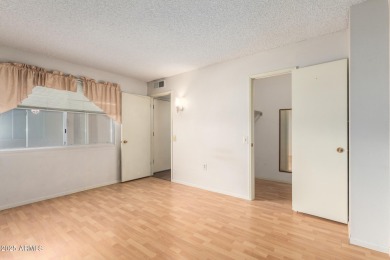 Discover the perfect blend of comfort and convenience in this on Sun City-Willow Creek / Willow Brook  in Arizona - for sale on GolfHomes.com, golf home, golf lot