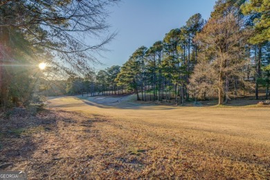 Completely remodeled/upgraded 3-bedroom & 2-bathroom home on Turtle Cove Golf Course in Georgia - for sale on GolfHomes.com, golf home, golf lot