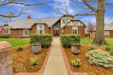 First time on the market in 25 years! This beautifully on Crestview Country Club in Kansas - for sale on GolfHomes.com, golf home, golf lot