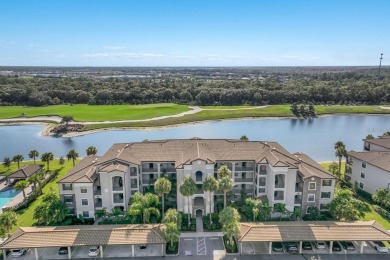 LAKEWOOD NATIONAL - TURNKEY FURNISHED ARBOR MODEL!  Great on Lakewood National Golf Club in Florida - for sale on GolfHomes.com, golf home, golf lot