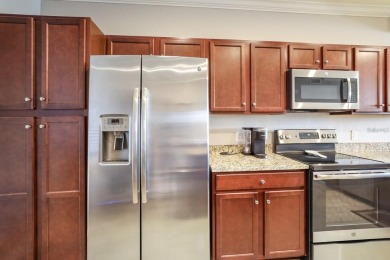 LAKEWOOD NATIONAL - TURNKEY FURNISHED ARBOR MODEL!  Great on Lakewood National Golf Club in Florida - for sale on GolfHomes.com, golf home, golf lot