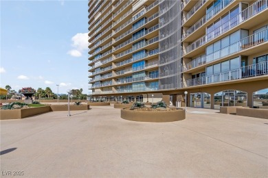 Stunning huge High-Rise condo, 1856 sq ft located at the on Las Vegas Country Club in Nevada - for sale on GolfHomes.com, golf home, golf lot