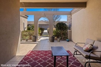 This charming townhome is nestled on the Coyote Willows golf on Coyote Willows Golf Club in Nevada - for sale on GolfHomes.com, golf home, golf lot