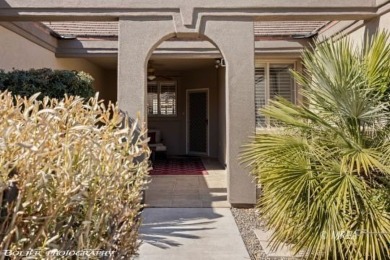 This charming townhome is nestled on the Coyote Willows golf on Coyote Willows Golf Club in Nevada - for sale on GolfHomes.com, golf home, golf lot