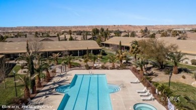 This charming townhome is nestled on the Coyote Willows golf on Coyote Willows Golf Club in Nevada - for sale on GolfHomes.com, golf home, golf lot