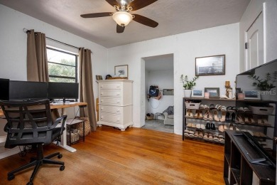 Under contract-accepting backup offers. The heart of College on Dubsdread Golf Course in Florida - for sale on GolfHomes.com, golf home, golf lot