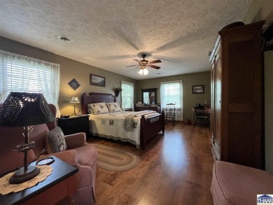 This Beautiful Salt Block 3-4 bedroom, 2.5 bath home in a on Hulman Links Golf Course in Indiana - for sale on GolfHomes.com, golf home, golf lot