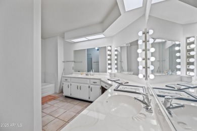 { SUN LAKES 55+ Adult Community } Refreshed home with new PAINT on Sun Lakes Country Club in Arizona - for sale on GolfHomes.com, golf home, golf lot
