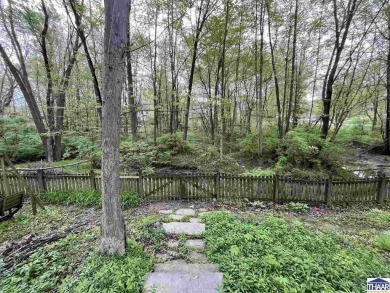 This Beautiful Salt Block 3-4 bedroom, 2.5 bath home in a on Hulman Links Golf Course in Indiana - for sale on GolfHomes.com, golf home, golf lot