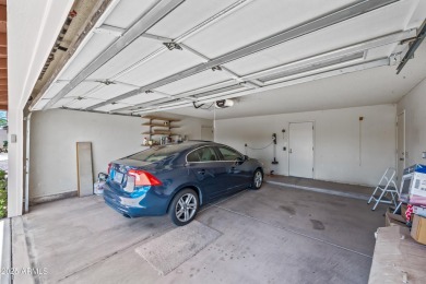 { SUN LAKES 55+ Adult Community } Refreshed home with new PAINT on Sun Lakes Country Club in Arizona - for sale on GolfHomes.com, golf home, golf lot