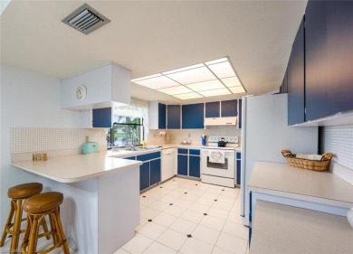 PRICED TO SELL! A 3BR/2BA single family home with a fantastic on Riviera Golf Club in Florida - for sale on GolfHomes.com, golf home, golf lot