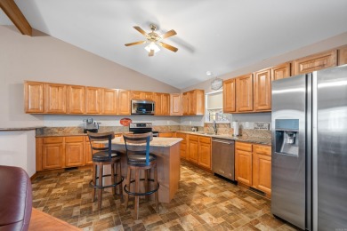 Don't miss this opportunity!! MOUNTAIN TOP HOME!  Ranch style on Diamondhead Golf and Country Club in Arkansas - for sale on GolfHomes.com, golf home, golf lot