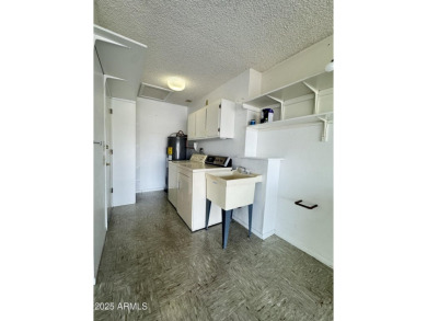 Welcome to this charming 2-bedroom, 2-bathroom home featuring a on Sun City-Willow Creek / Willow Brook  in Arizona - for sale on GolfHomes.com, golf home, golf lot